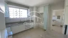 Foto 11 de Apartamento com 4 Quartos para alugar, 10m² em Osvaldo Rezende, Uberlândia