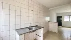 Foto 4 de Casa com 2 Quartos para alugar, 60m² em Vila Lucy, Goiânia