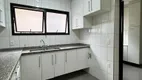 Foto 17 de Apartamento com 4 Quartos para alugar, 210m² em Alphaville, Barueri