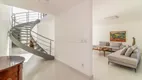 Foto 2 de Casa com 3 Quartos à venda, 178m² em Iguatemi, Porto Alegre