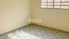 Foto 5 de Casa com 7 Quartos à venda, 253m² em Osvaldo Rezende, Uberlândia