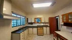 Foto 16 de Casa com 4 Quartos para venda ou aluguel, 250m² em Taquaral, Campinas