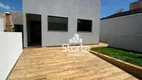 Foto 2 de Casa com 2 Quartos à venda, 70m² em Jardim Brasília, Uberlândia