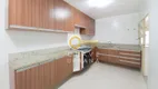 Foto 9 de Apartamento com 4 Quartos para alugar, 178m² em Gonzaga, Santos