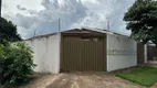 Foto 2 de Casa com 3 Quartos à venda, 100m² em Vila Morangueira, Maringá