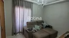 Foto 3 de Apartamento com 2 Quartos à venda, 55m² em Granada, Uberlândia