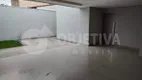 Foto 4 de Casa com 4 Quartos à venda, 210m² em Cidade Jardim, Uberlândia