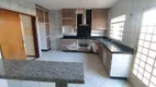 Foto 9 de Casa com 3 Quartos à venda, 160m² em Lagoa Dourada, Londrina