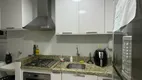 Foto 3 de Apartamento com 3 Quartos à venda, 84m² em Acupe de Brotas, Salvador