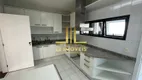 Foto 13 de Apartamento com 4 Quartos à venda, 250m² em Vitória, Salvador