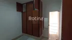 Foto 11 de Casa com 5 Quartos à venda, 186m² em Presidente Roosevelt, Uberlândia