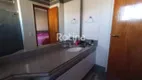 Foto 18 de Apartamento com 4 Quartos à venda, 225m² em Osvaldo Rezende, Uberlândia