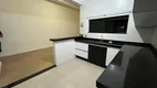 Foto 6 de Casa com 3 Quartos para alugar, 85m² em Loteamento Chamonix, Londrina