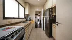 Foto 16 de Apartamento com 4 Quartos para alugar, 200m² em Campo Belo, São Paulo