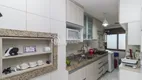 Foto 3 de Apartamento com 3 Quartos à venda, 90m² em Passo da Areia, Porto Alegre