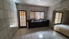 Foto 18 de Sobrado com 6 Quartos à venda, 226m² em Vila Matarazzo, Londrina