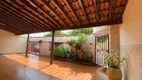 Foto 19 de Casa com 3 Quartos à venda, 275m² em Santa Mônica, Uberlândia