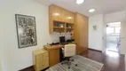 Foto 6 de Apartamento com 3 Quartos à venda, 160m² em Cambuí, Campinas