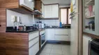 Foto 12 de Apartamento com 3 Quartos à venda, 107m² em Petrópolis, Porto Alegre