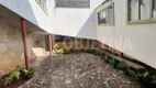 Foto 5 de Casa com 4 Quartos para alugar, 450m² em Centro, Uberlândia
