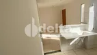 Foto 2 de Apartamento com 2 Quartos à venda, 42m² em Shopping Park, Uberlândia