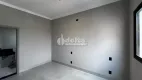 Foto 5 de Casa com 3 Quartos à venda, 177m² em Cidade Jardim, Uberlândia