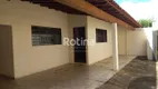 Foto 2 de Casa com 3 Quartos para alugar, 180m² em Santa Mônica, Uberlândia