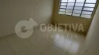 Foto 3 de Apartamento com 3 Quartos para alugar, 100m² em Centro, Uberlândia