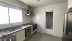 Foto 6 de Apartamento com 3 Quartos à venda, 200m² em Moema, São Paulo