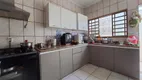 Foto 10 de Casa com 3 Quartos à venda, 178m² em Santa Mônica, Uberlândia