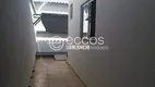 Foto 11 de Casa com 3 Quartos à venda, 210m² em Cidade Jardim, Uberlândia