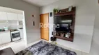Foto 2 de Apartamento com 2 Quartos à venda, 45m² em Jardim Brasília, Uberlândia