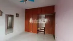 Foto 4 de Casa com 3 Quartos à venda, 253m² em Presidente Roosevelt, Uberlândia