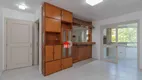 Foto 2 de Apartamento com 2 Quartos à venda, 66m² em Cavalhada, Porto Alegre