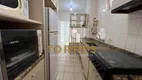 Foto 17 de Apartamento com 3 Quartos para alugar, 120m² em Praia das Pitangueiras, Guarujá