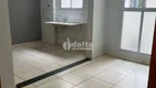 Foto 8 de Apartamento com 2 Quartos à venda, 48m² em Jardim Holanda, Uberlândia