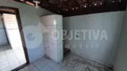 Foto 13 de Casa com 3 Quartos para alugar, 200m² em Tibery, Uberlândia