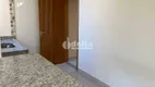 Foto 4 de Casa com 2 Quartos à venda, 60m² em Jardim Holanda, Uberlândia