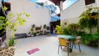 Foto 2 de Casa com 3 Quartos à venda, 230m² em Santa Amélia, Belo Horizonte
