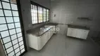 Foto 3 de Casa com 3 Quartos para alugar, 190m² em Santa Mônica, Uberlândia