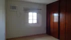 Foto 18 de Sobrado com 4 Quartos à venda, 300m² em Brasil, Uberlândia