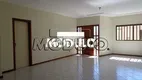 Foto 13 de Casa com 3 Quartos à venda, 400m² em Umuarama, Uberlândia