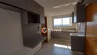 Foto 12 de Apartamento com 4 Quartos à venda, 212m² em Jardim do Lago, Uberaba