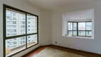 Foto 18 de Apartamento com 4 Quartos à venda, 220m² em Moema, São Paulo