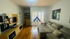 Foto 9 de Casa com 4 Quartos à venda, 252m² em Champagnat, Londrina