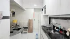 Foto 13 de Apartamento com 2 Quartos à venda, 60m² em Praia das Pitangueiras, Guarujá