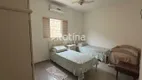 Foto 12 de Casa com 3 Quartos à venda, 190m² em Santa Mônica, Uberlândia