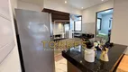 Foto 5 de Apartamento com 3 Quartos à venda, 105m² em Praia das Pitangueiras, Guarujá