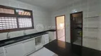 Foto 8 de Casa com 4 Quartos para venda ou aluguel, 280m² em Candelária, Natal