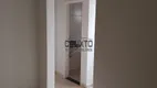 Foto 2 de Apartamento com 2 Quartos à venda, 50m² em Tubalina, Uberlândia